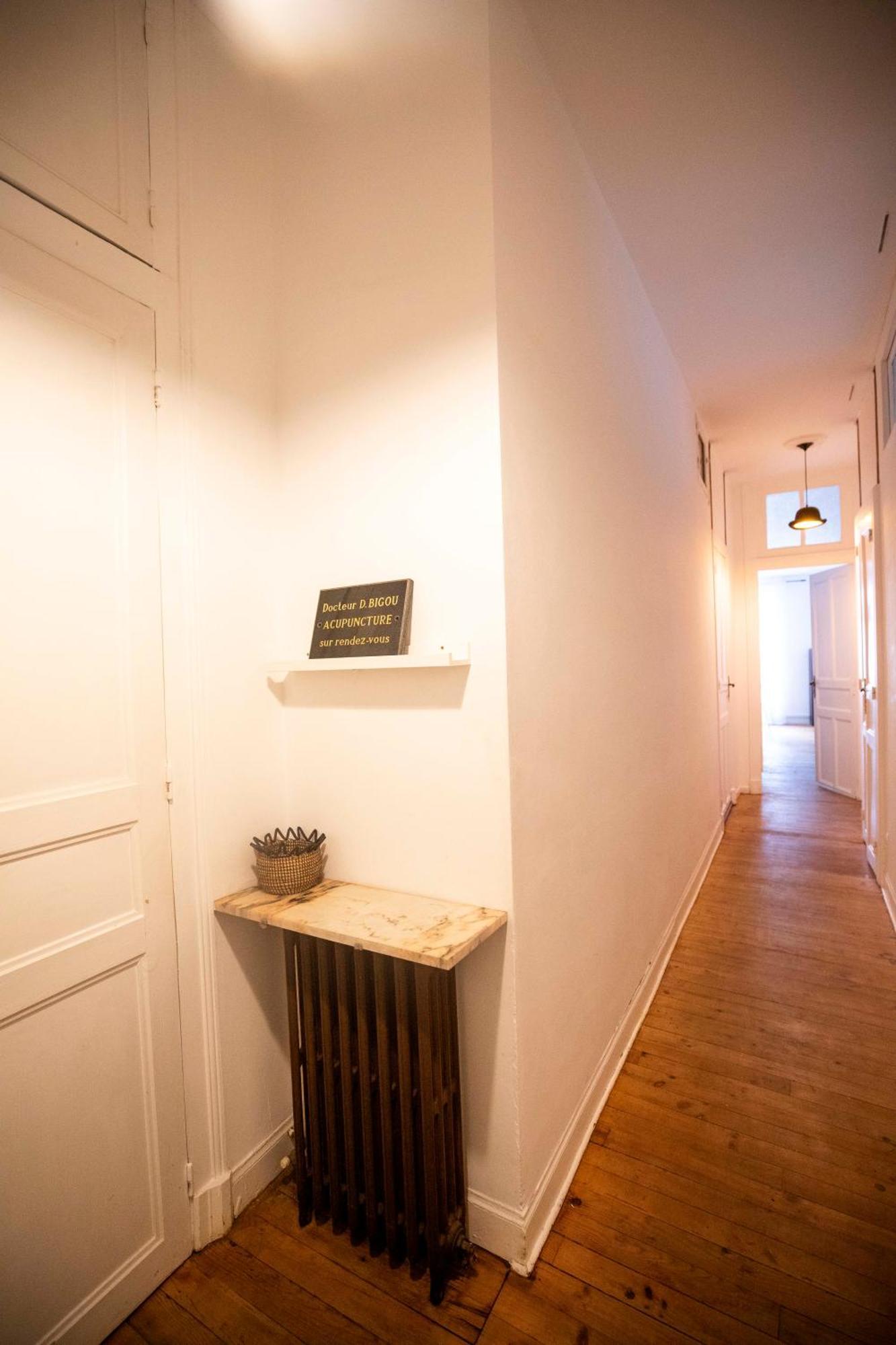 L'Appartement Lieu De Qualite En Centre Ville De Pau Buitenkant foto