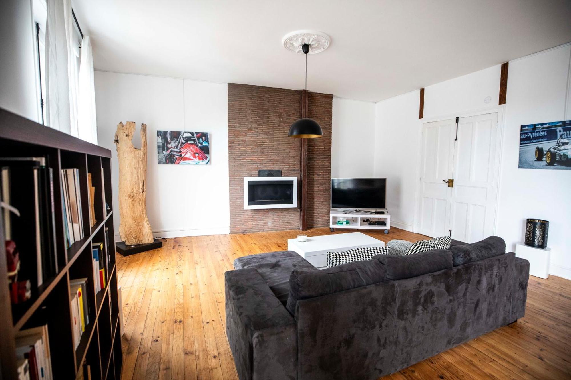 L'Appartement Lieu De Qualite En Centre Ville De Pau Buitenkant foto