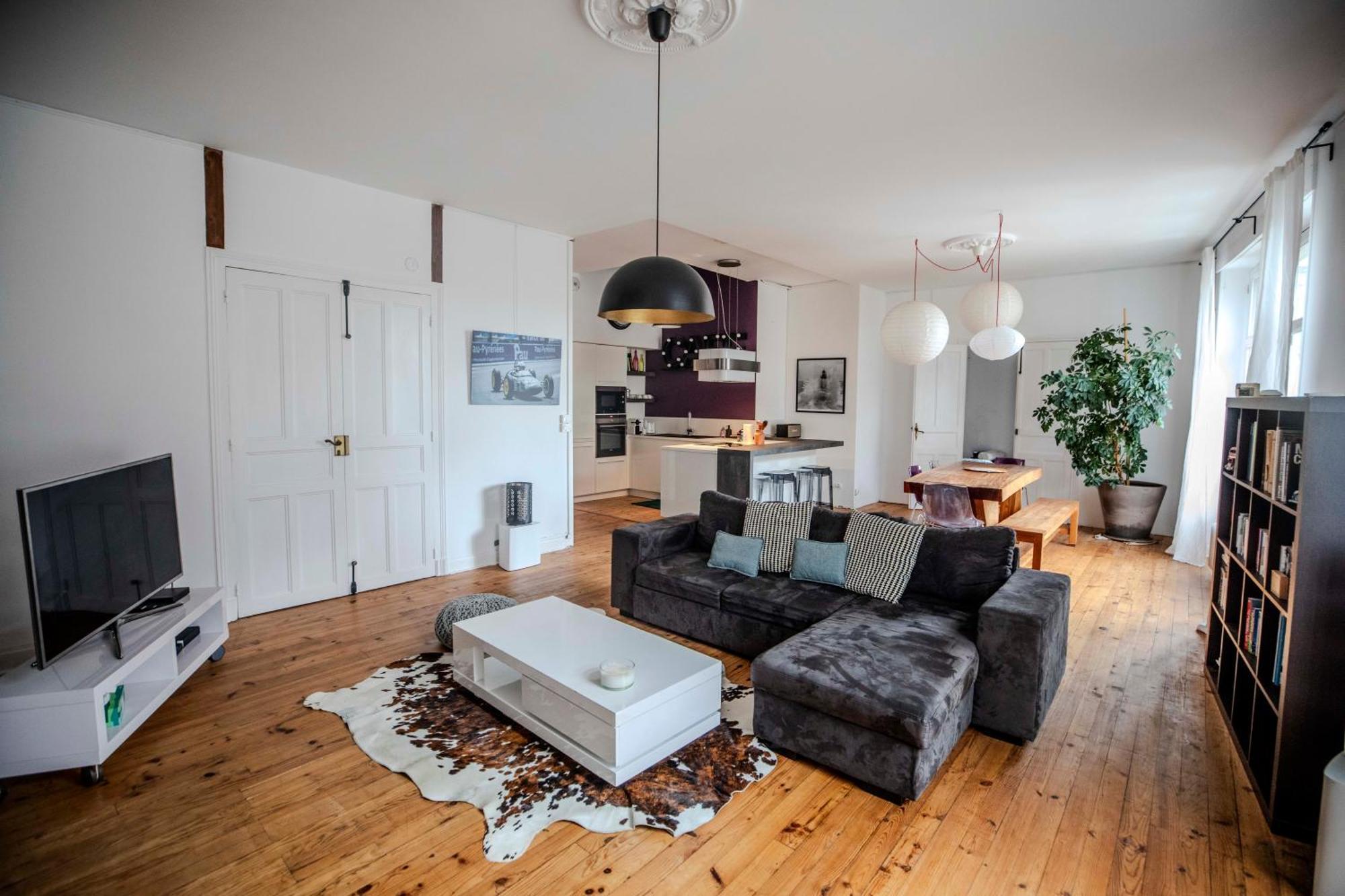 L'Appartement Lieu De Qualite En Centre Ville De Pau Buitenkant foto