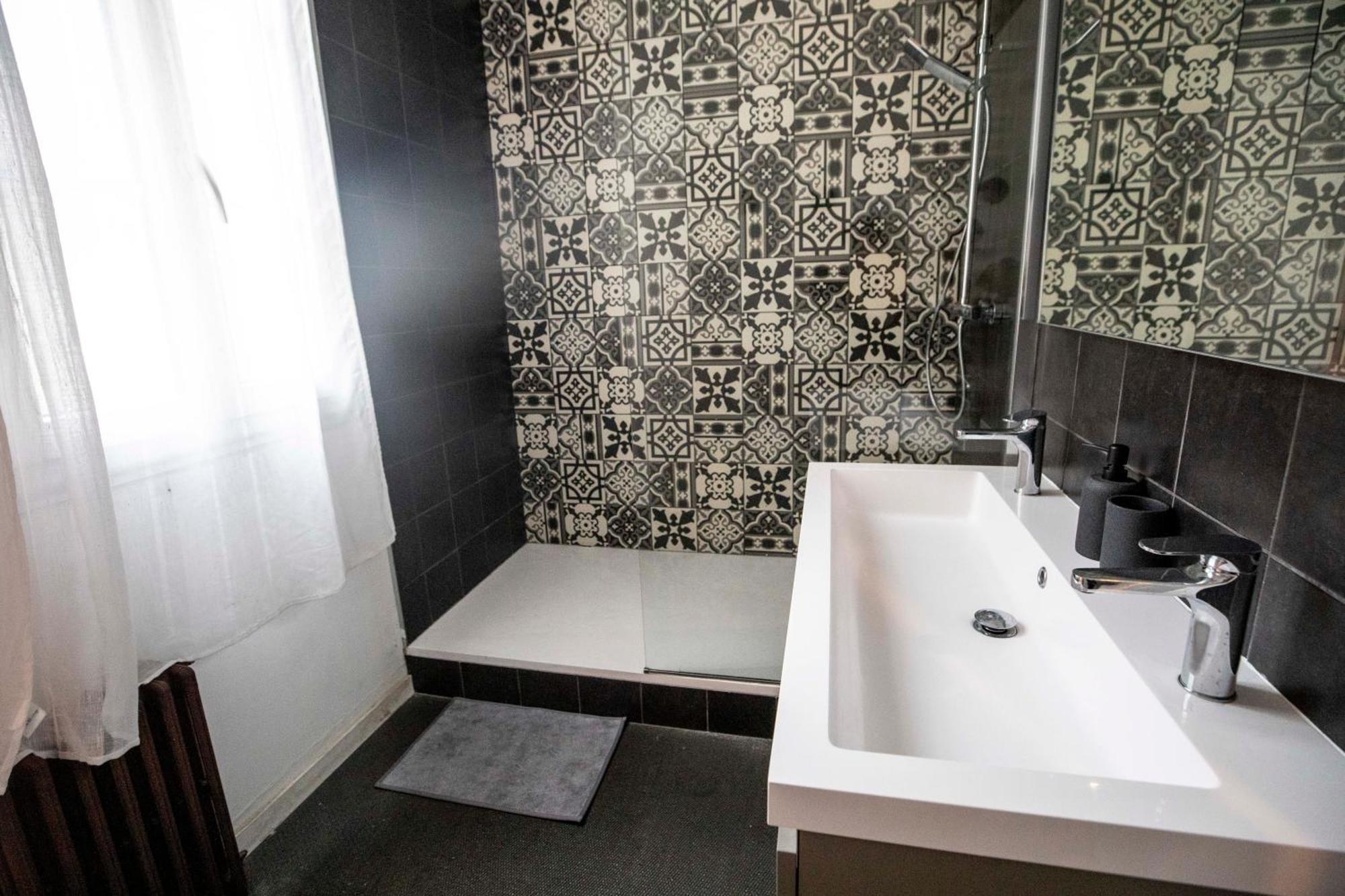 L'Appartement Lieu De Qualite En Centre Ville De Pau Buitenkant foto